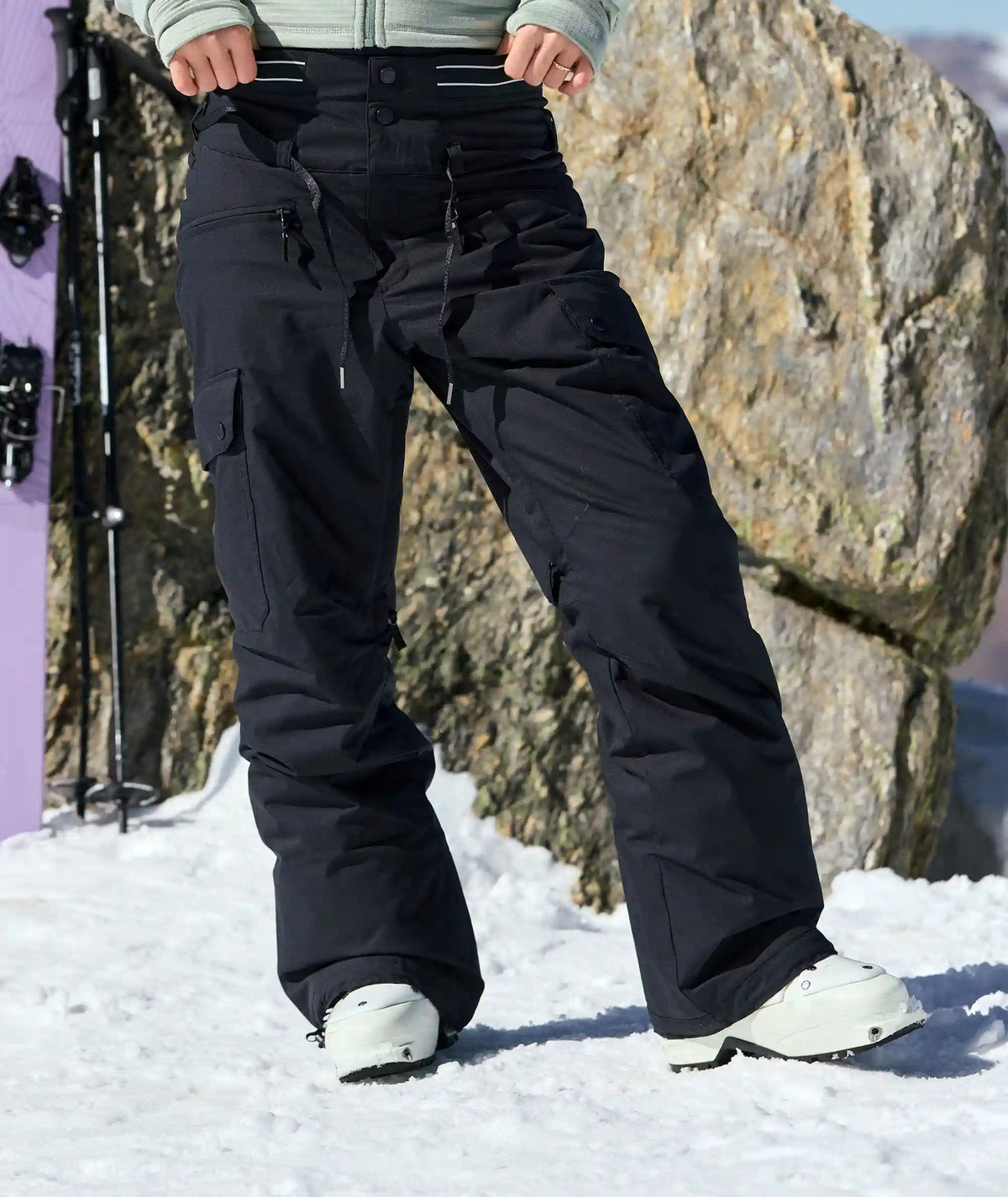 W25 Passive Lines Pant